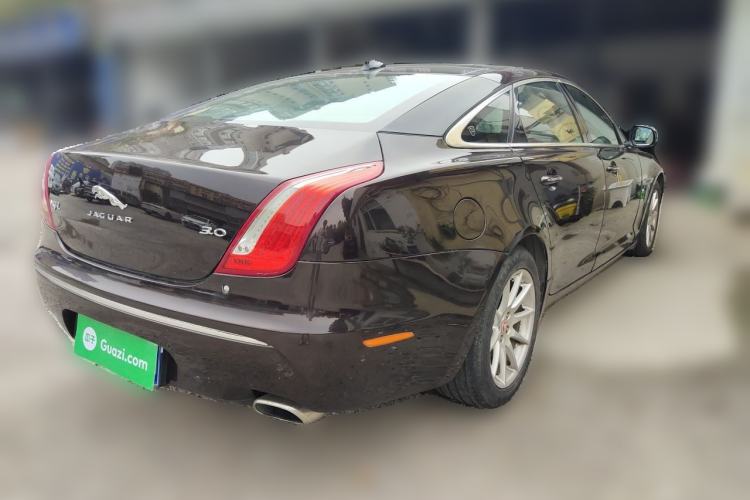 Used Jaguar XJ  Rear Right 45 Deg