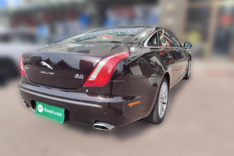 Used Jaguar XJ 2014 XJL 3.0 SC Four-Wheel Drive Panoramic Business Edition Rear Right 45 Deg