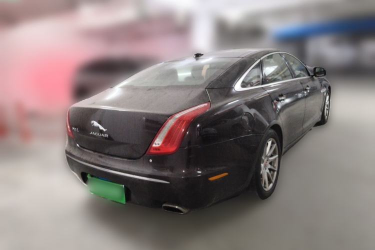 Used Jaguar XJ 2014 XJL 2.0T Two-Wheel-Drive Elegant Business Edition Rear Right 45 Deg