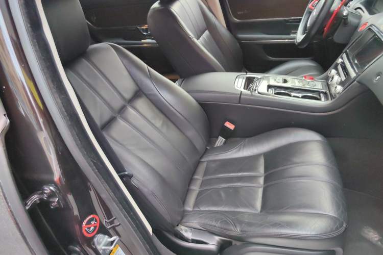 Used Jaguar XJ 2014 XJL 2.0T Two-Wheel-Drive Elegant Business Edition Right Front Seat