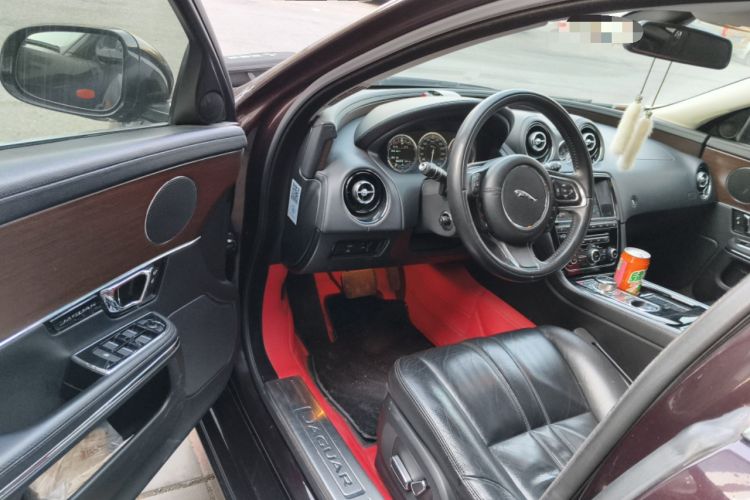 Used Jaguar XJ 2014 XJL 2.0T Two-Wheel-Drive Elegant Business Edition Driver Seat