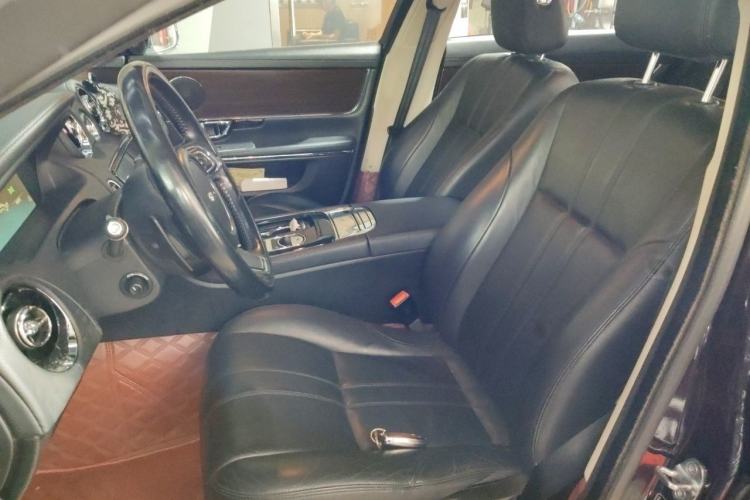 Used Jaguar XJ 2014 XJL 2.0T Two-Wheel-Drive Elegant Business Edition Left Front Seat