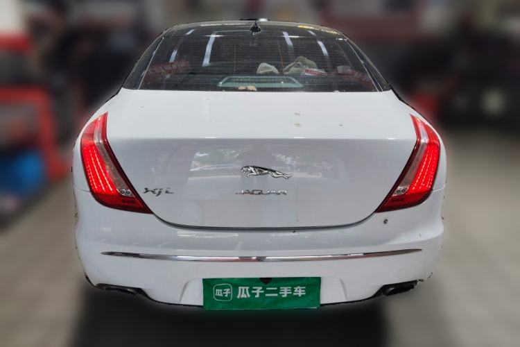 Used Jaguar XJ 2014 XJL 2.0T Two-Wheel-Drive Elegant Business Edition Rear