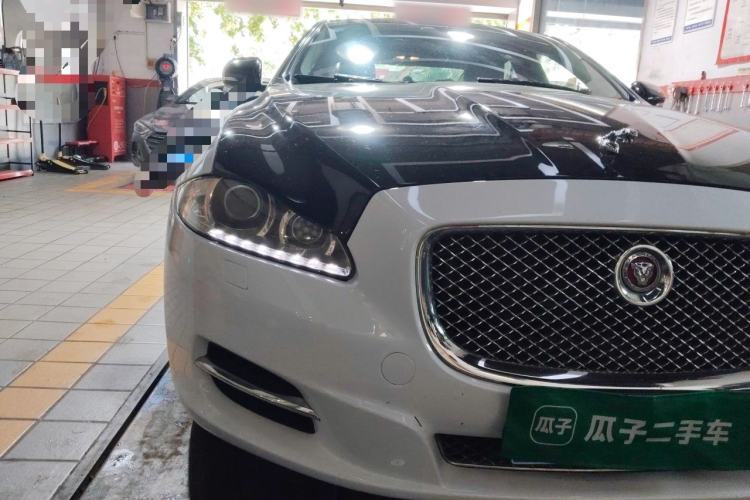 Used Jaguar XJ 2014 XJL 2.0T Two-Wheel-Drive Elegant Business Edition Right Front Headlight