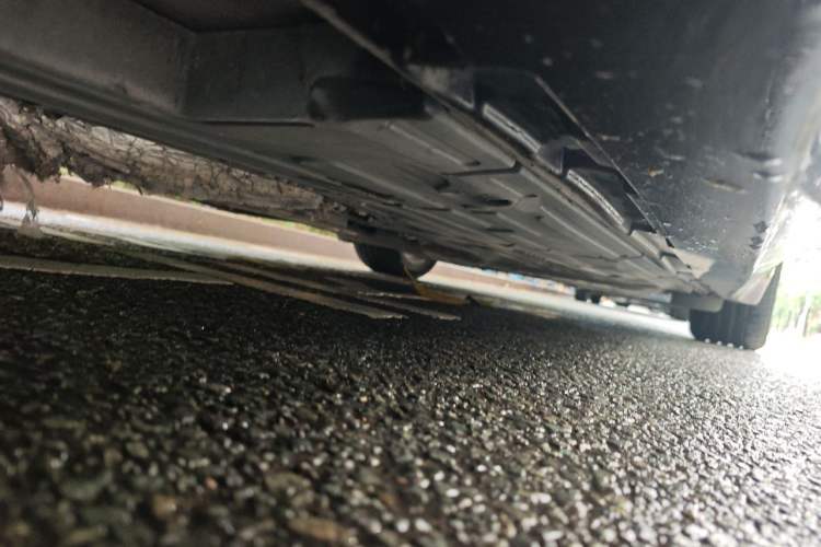 Used Jaguar XJ 2014 XJL 3.0 SC Two-Wheel-Drive Panoramic Business Edition Chassis Front Left