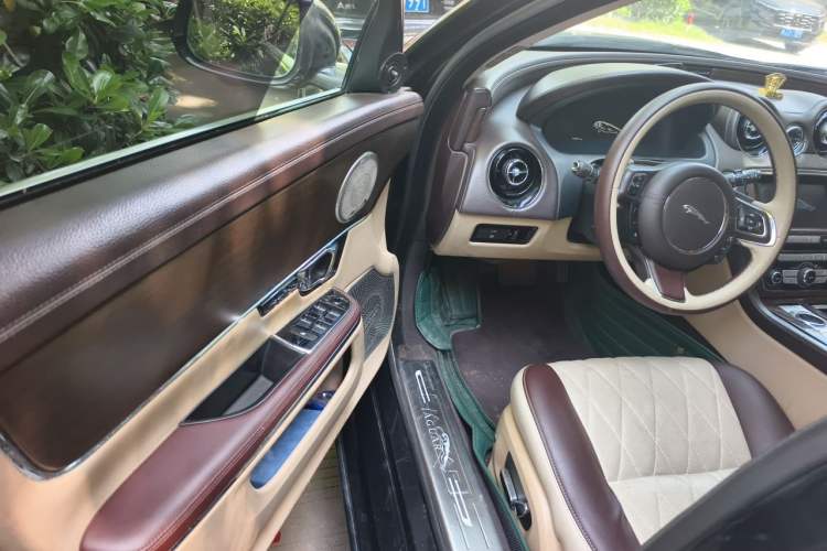 Used Jaguar XJ 2014 XJL 2.0T Two-Wheel-Drive Elegant Business Edition Driver Seat