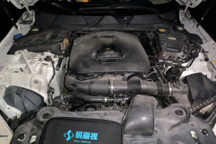 Used Jaguar XJ 2014 XJL 2.0T Two-Wheel-Drive Elegant Business Edition Engine Bay