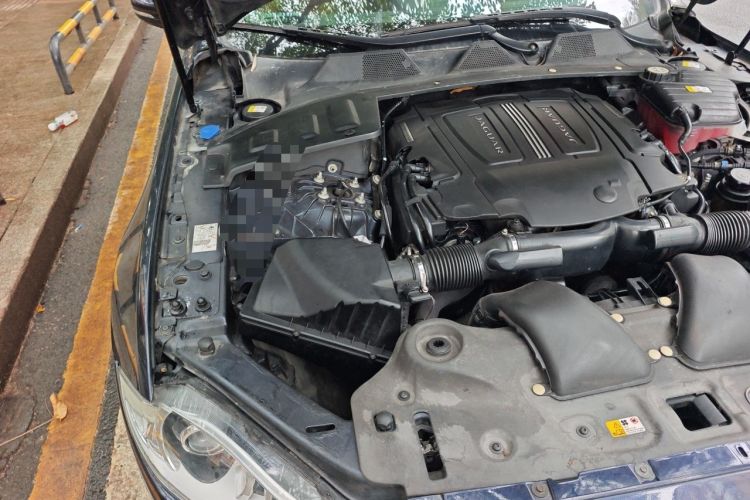 Used Jaguar XJ 2014 XJL 3.0 SC Two-Wheel-Drive Panoramic Business Edition Engine Bay Right