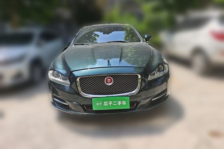 Used Jaguar XJ 2014 XJL 2.0T Two-Wheel Drive Panoramic Business Edition Front