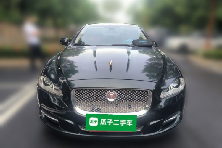 Used Jaguar XJ 2014 XJL 2.0T Two-Wheel-Drive Elegant Business Edition Front