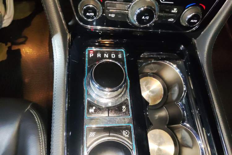 Used Jaguar XJ 2014 XJL 2.0T Two-Wheel-Drive Elegant Business Edition Gear Lever