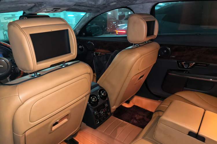Used Jaguar XJ 2014 XJL 3.0 SC Four-Wheel Drive Prestige Business Edition Headliner