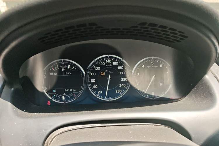 Used Jaguar XJ 2014 XJL 2.0T Two-Wheel Drive Panoramic Business Edition Instrument Cluster