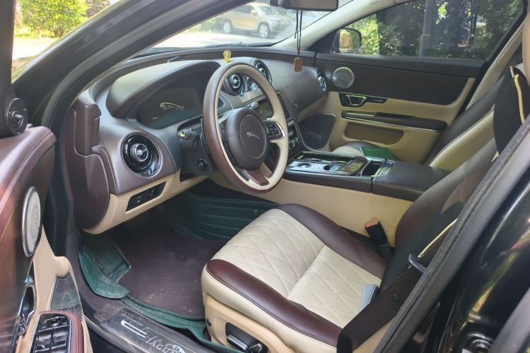 Used Jaguar XJ 2014 XJL 2.0T Two-Wheel-Drive Elegant Business Edition Left Front Seat