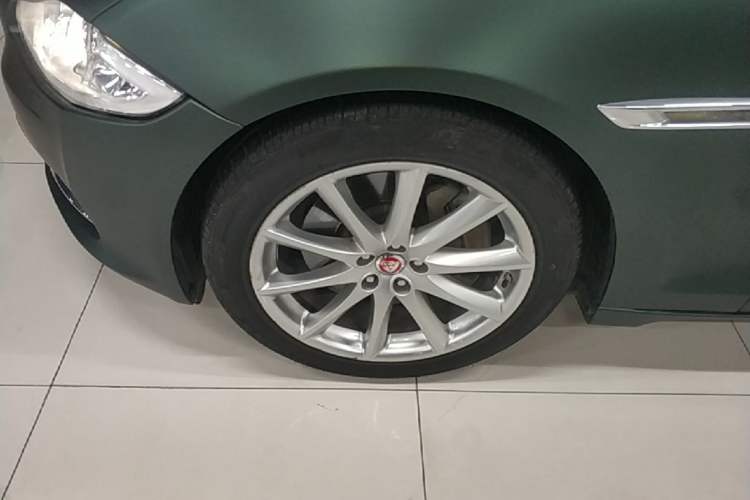 Used Jaguar XJ 2014 XJL 3.0 SC Four-Wheel Drive Panoramic Business Edition Left Front Wheel Hub