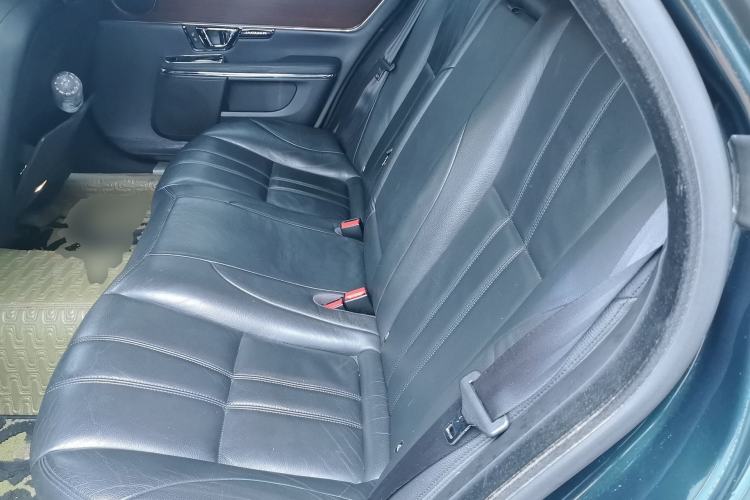 Used Jaguar XJ 2014 XJL 2.0T Two-Wheel-Drive Elegant Business Edition Left Rear Seat