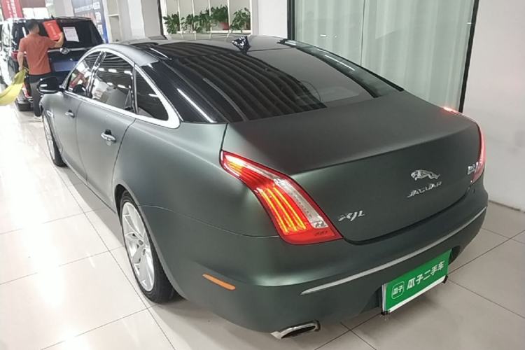 Used Jaguar XJ 2014 XJL 3.0 SC Four-Wheel Drive Panoramic Business Edition Rear Left 45 Deg