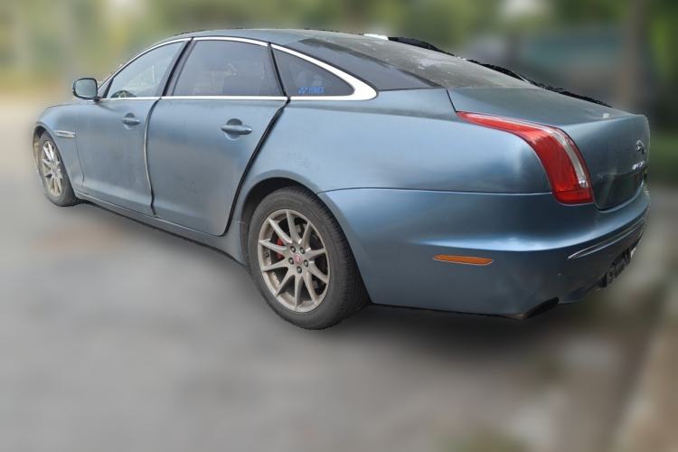 Used Jaguar XJ 2014 XJL 3.0 SC Two-Wheel-Drive Panoramic Business Edition Rear Left 45 Deg