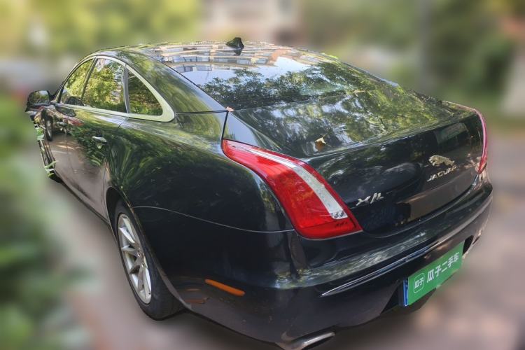 Used Jaguar XJ 2014 XJL 2.0T Two-Wheel-Drive Elegant Business Edition Rear Left 45 Deg