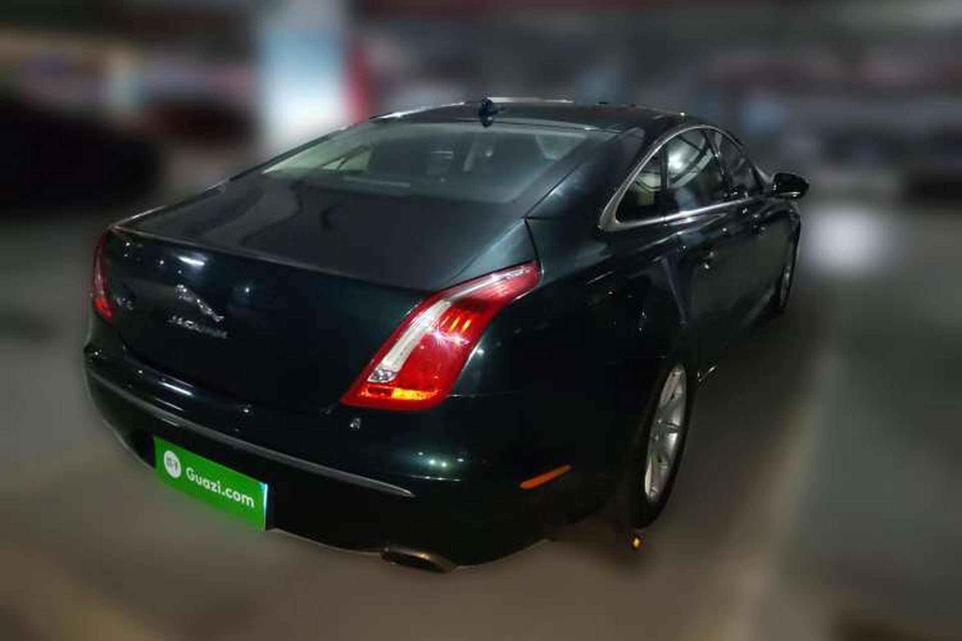 Used Jaguar XJ 2014 XJL 2.0T Two-Wheel-Drive Elegant Business Edition Rear Right 45 Deg