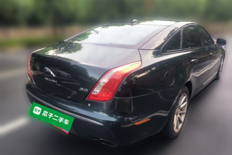 Used Jaguar XJ 2014 XJL 2.0T Two-Wheel-Drive Elegant Business Edition Rear Right 45 Deg