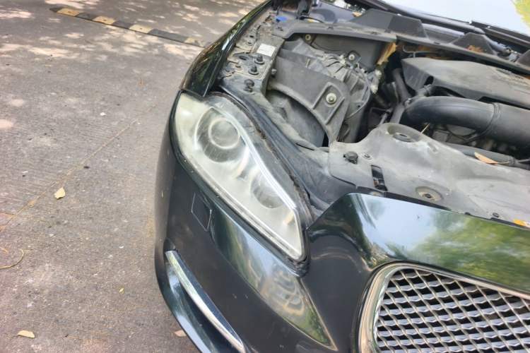 Used Jaguar XJ 2014 XJL 2.0T Two-Wheel-Drive Elegant Business Edition Right Front Headlight