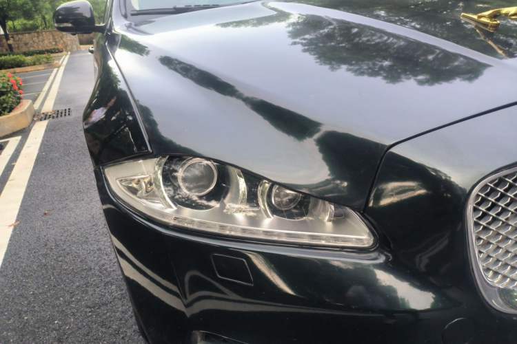 Used Jaguar XJ 2014 XJL 2.0T Two-Wheel-Drive Elegant Business Edition Right Front Headlight
