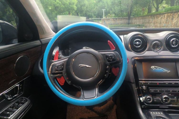 Used Jaguar XJ 2014 XJL 2.0T Two-Wheel-Drive Elegant Business Edition Steering Wheel