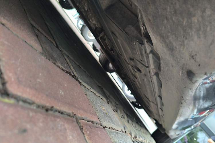 Used Jaguar XJ 2014 XJL 3.0 SC Two-Wheel-Drive Panoramic Business Edition Chassis Front Left