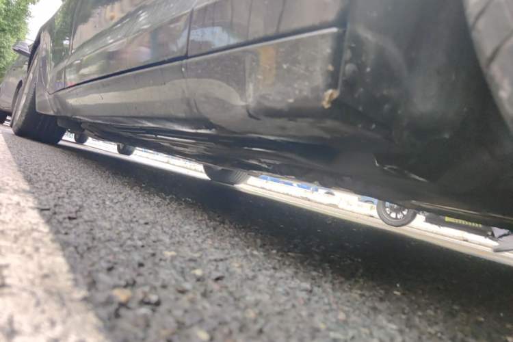 Used Jaguar XJ 2014 XJL 2.0T Two-Wheel-Drive Elegant Business Edition Chassis Front Right