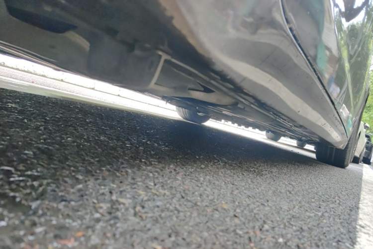 Used Jaguar XJ 2014 XJL 2.0T Two-Wheel-Drive Elegant Business Edition Chassis Rear Right