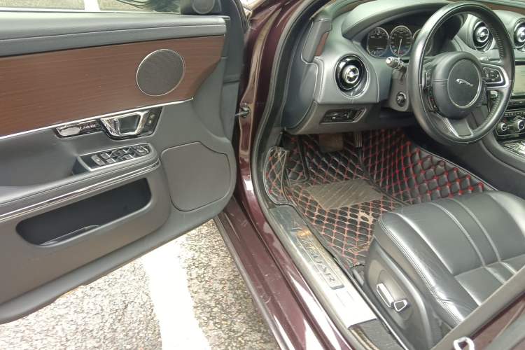 Used Jaguar XJ 2014 XJL 2.0T Two-Wheel-Drive Elegant Business Edition Driver Seat