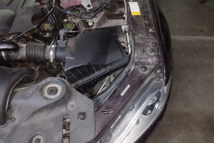 Used Jaguar XJ 2014 XJL 3.0 SC Two-Wheel-Drive Panoramic Business Edition Engine Bay Left