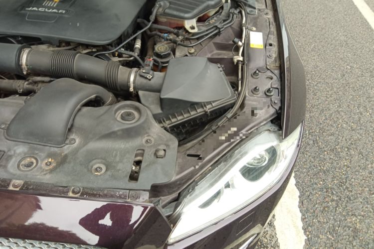 Used Jaguar XJ 2014 XJL 2.0T Two-Wheel-Drive Elegant Business Edition Engine Bay Left