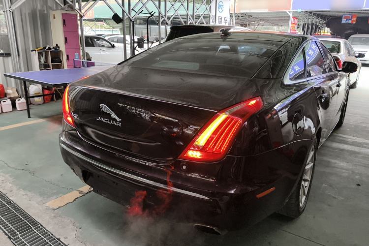 Used Jaguar XJ 2014 XJL 2.0T Two-Wheel-Drive Elegant Business Edition Exterior 5