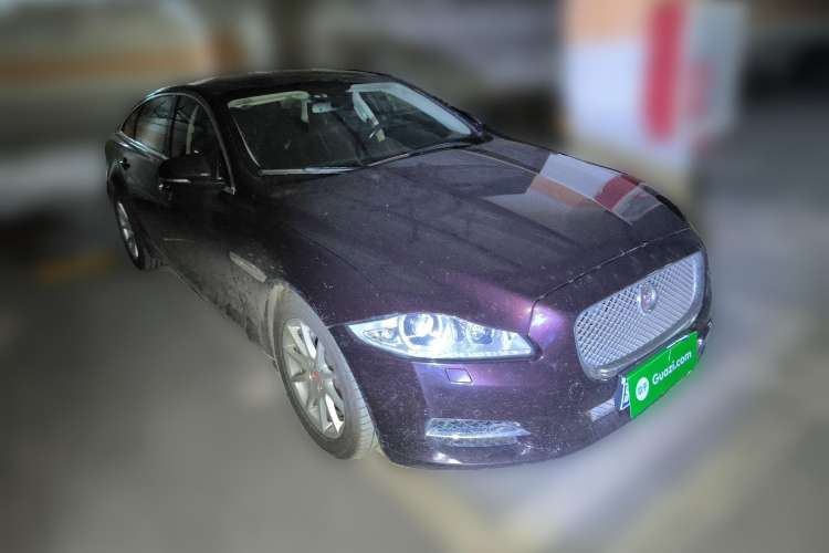 Used Jaguar XJ 2014 XJL 2.0T Two-Wheel-Drive Elegant Business Edition Front Right 45 Deg