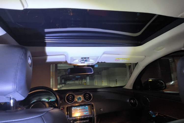 Used Jaguar XJ 2014 XJL 2.0T Two-Wheel-Drive Elegant Business Edition Headliner