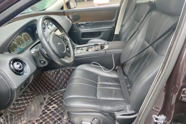 Used Jaguar XJ 2014 XJL 2.0T Two-Wheel-Drive Elegant Business Edition Left Front Seat