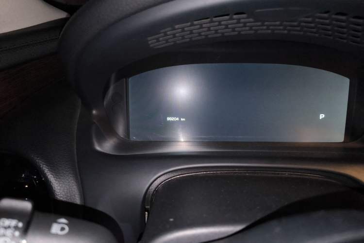 Used Jaguar XJ 2014 XJL 2.0T Two-Wheel-Drive Elegant Business Edition Odometer Close Up