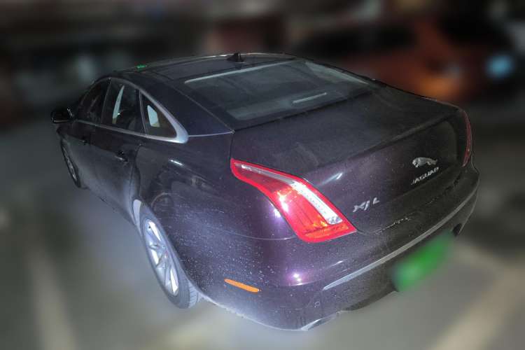 Used Jaguar XJ 2014 XJL 2.0T Two-Wheel-Drive Elegant Business Edition Rear Left 45 Deg
