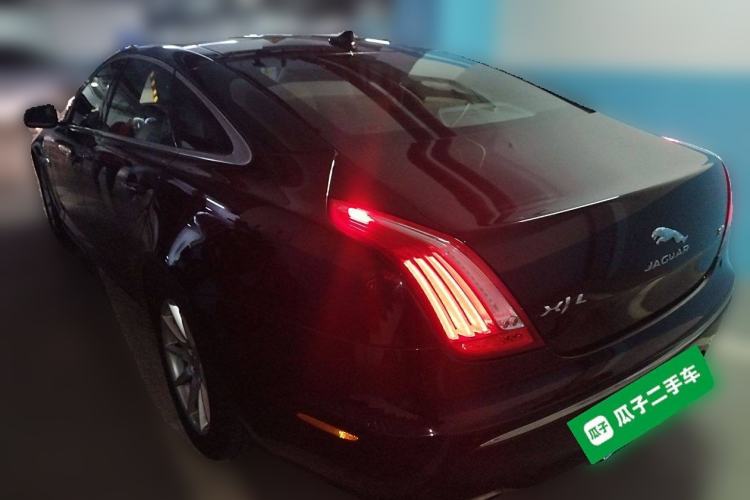 Used Jaguar XJ 2014 XJL 3.0 SC Two-Wheel-Drive Panoramic Business Edition Rear Left 45 Deg