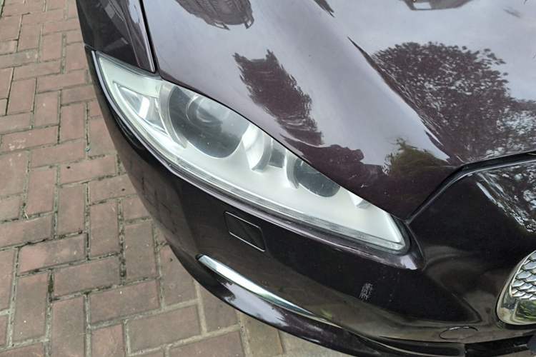 Used Jaguar XJ 2014 XJL 3.0 SC Two-Wheel-Drive Panoramic Business Edition Right Front Headlight