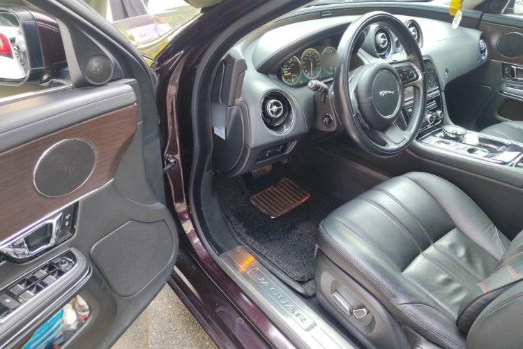 Used Jaguar XJ 2014 XJL 2.0T Two-Wheel-Drive Elegant Business Edition Driver Seat