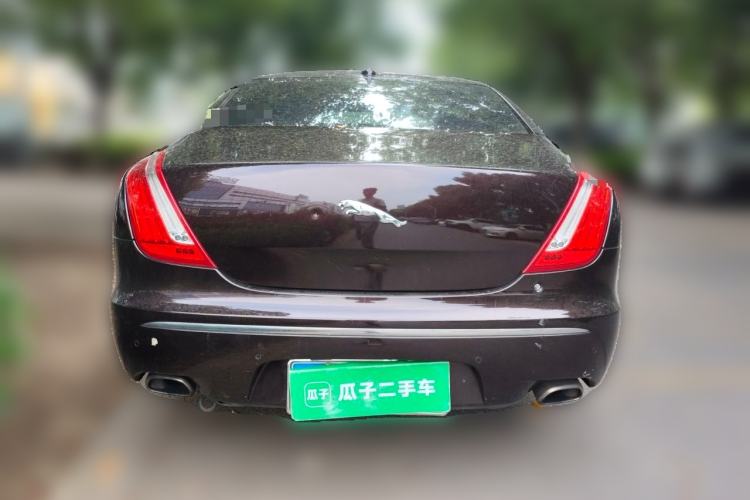 Used Jaguar XJ 2014 XJL 2.0T Two-Wheel-Drive Elegant Business Edition Exterior 4