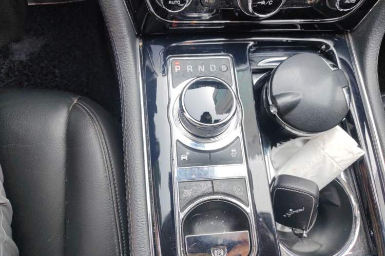 Used Jaguar XJ 2014 XJL 2.0T Two-Wheel-Drive Elegant Business Edition Gear Lever