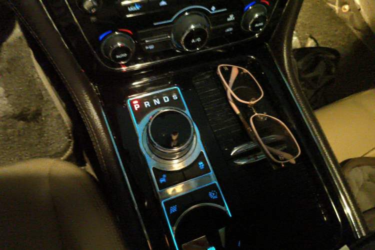 Used Jaguar XJ 2014 XJL 2.0T Two-Wheel-Drive Elegant Business Edition Gear Lever
