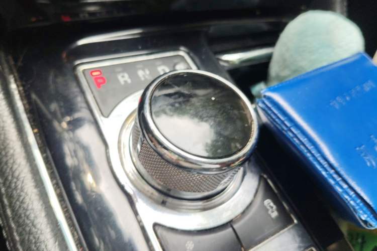 Used Jaguar XJ 2014 XJL 2.0T Two-Wheel-Drive Elegant Business Edition Gear Lever