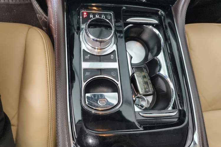 Used Jaguar XJ 2014 XJL 2.0T Two-Wheel-Drive Elegant Business Edition Gear Lever