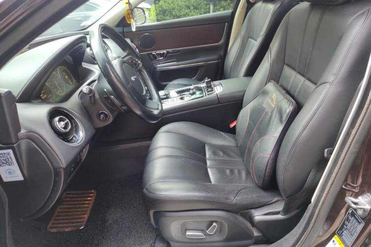 Used Jaguar XJ 2014 XJL 2.0T Two-Wheel-Drive Elegant Business Edition Left Front Seat