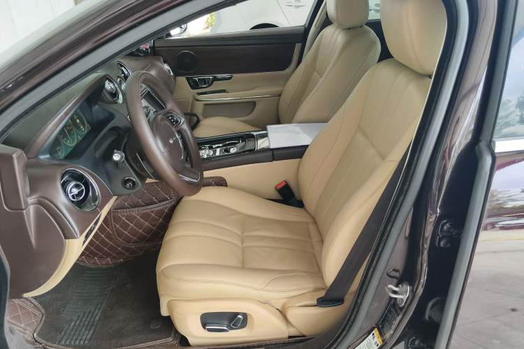 Used Jaguar XJ 2014 XJL 2.0T Two-Wheel-Drive Elegant Business Edition Left Front Seat